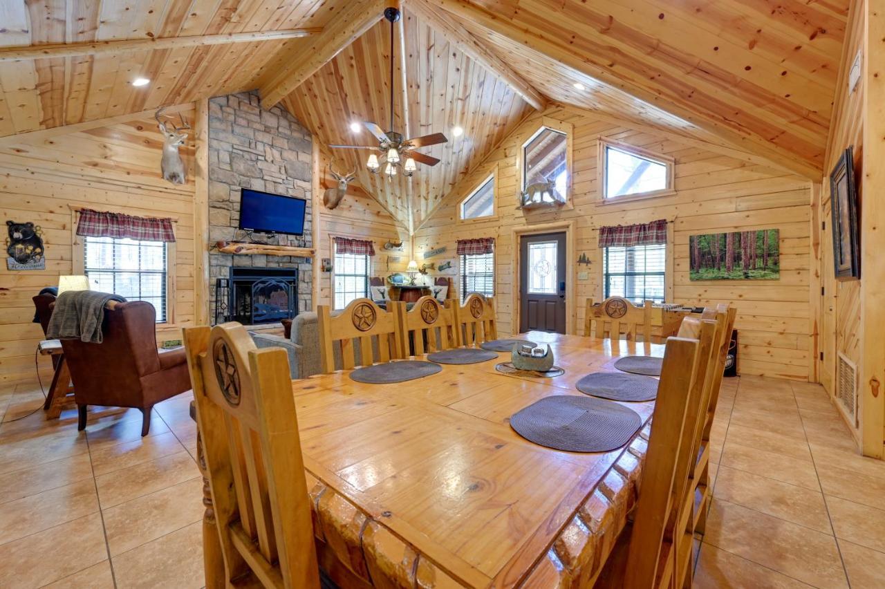 Broken Bow Cabin With Hot Tub And Deck - 4 Mi To Lake! Villa Exterior foto