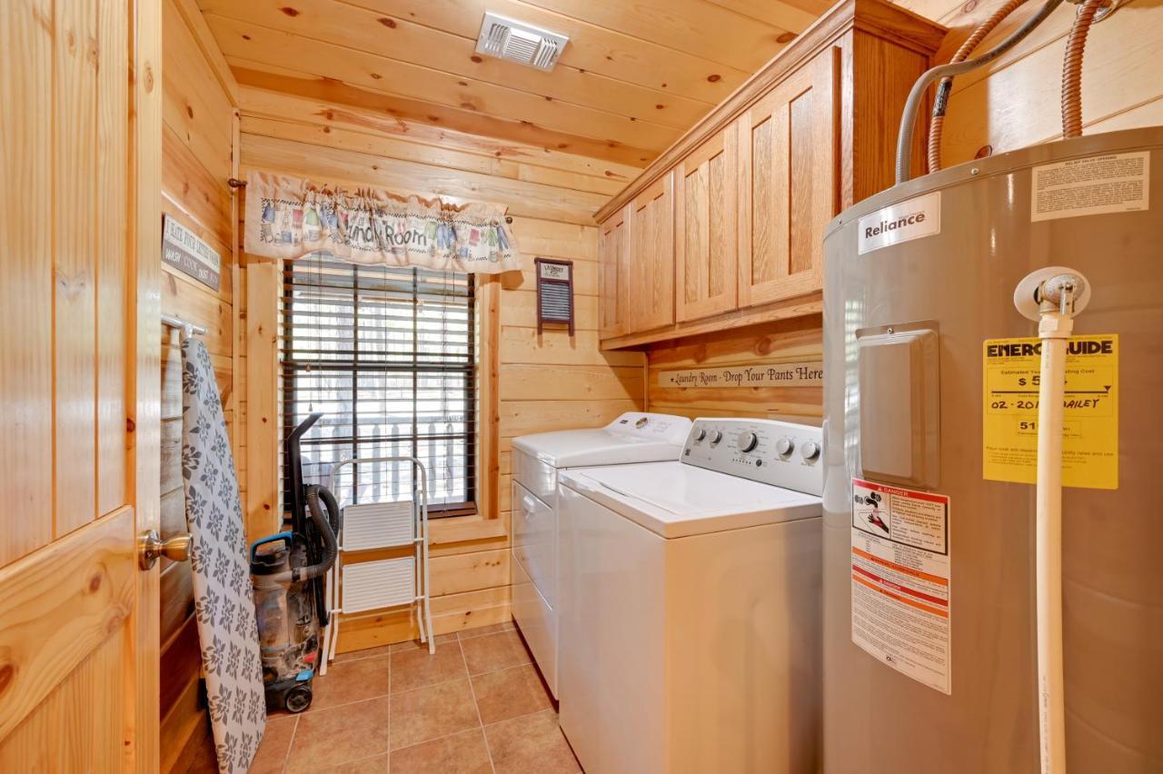 Broken Bow Cabin With Hot Tub And Deck - 4 Mi To Lake! Villa Exterior foto