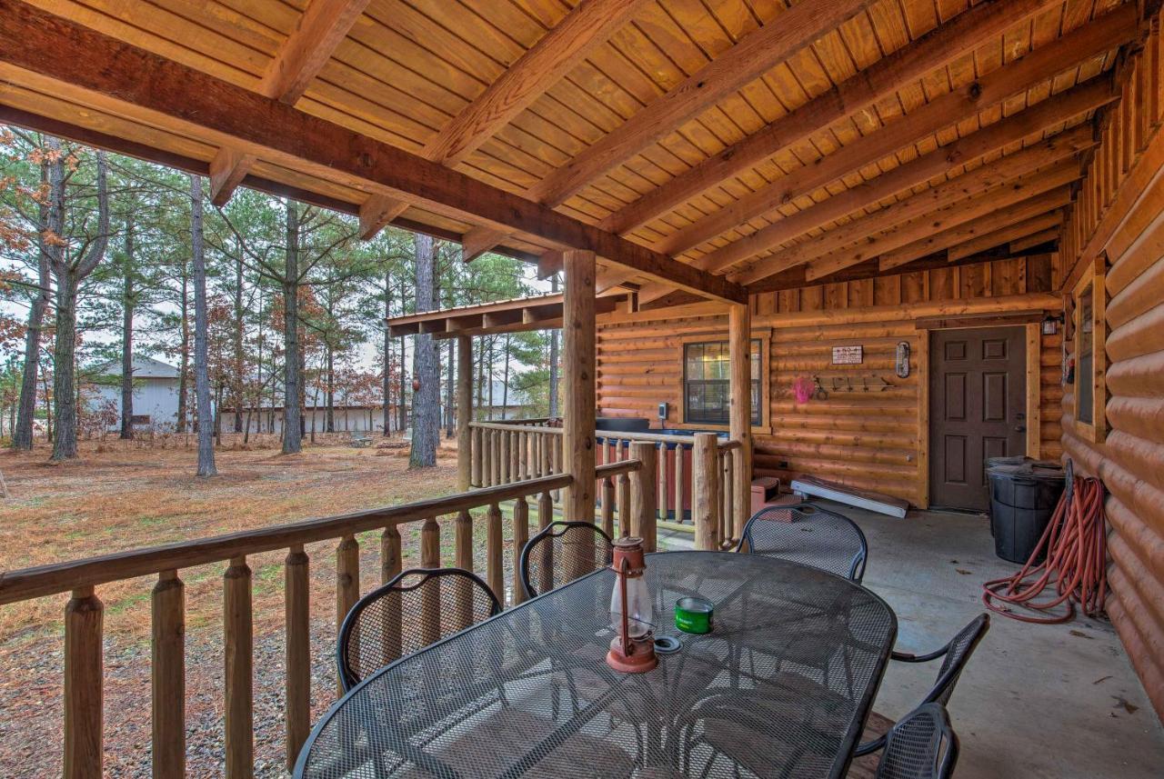 Broken Bow Cabin With Hot Tub And Deck - 4 Mi To Lake! Villa Exterior foto